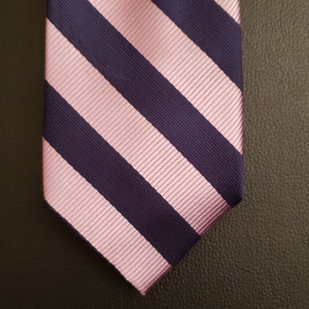 🆕️ Jos. A. Bank Tie - Picture 3 of 7